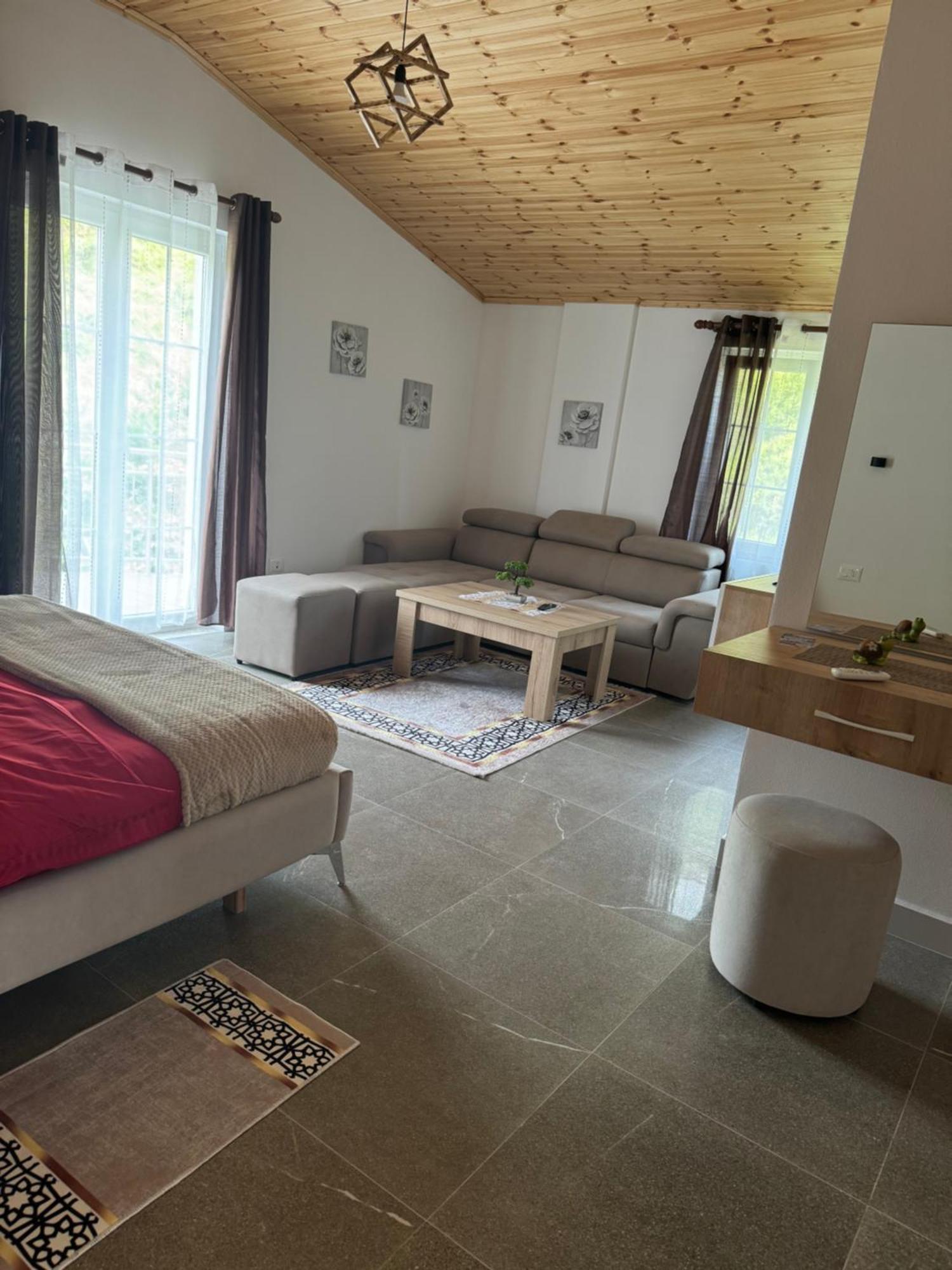 Qyteza Guest House & Camping Szkodra Zewnętrze zdjęcie