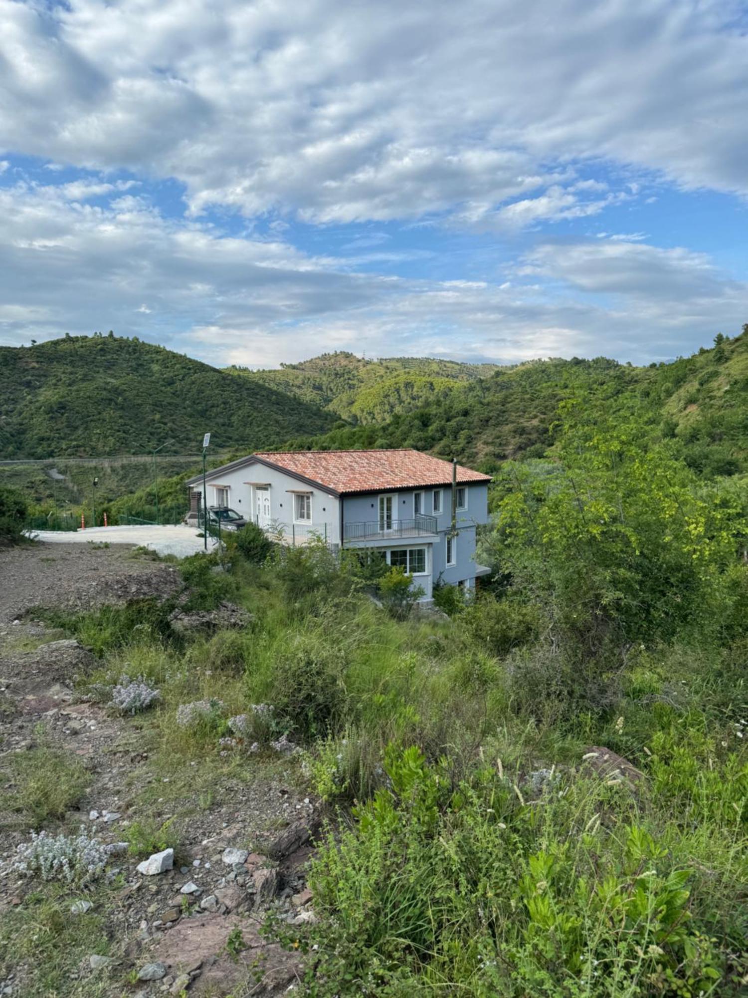 Qyteza Guest House & Camping Szkodra Zewnętrze zdjęcie